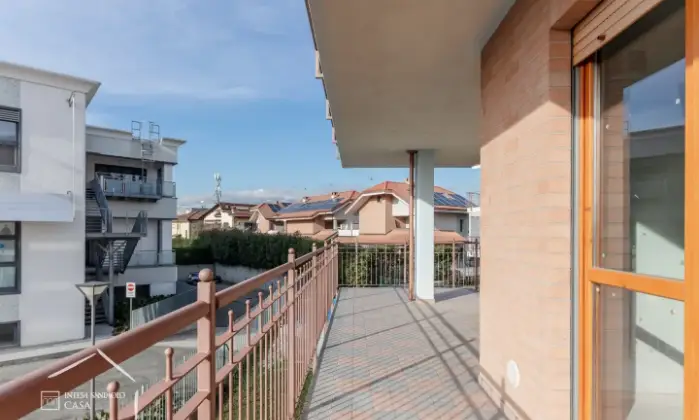 Rexer-CIRIE-Trilocale-con-terrazzo-Terrazzo