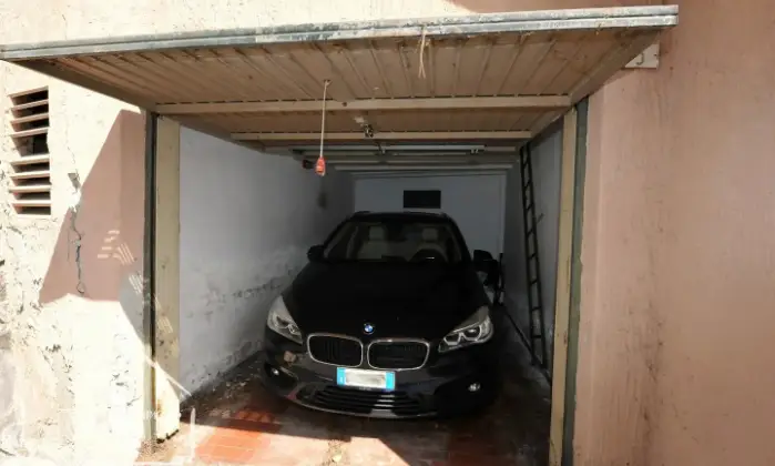 Rexer-BOGLIASCO-BOGLIASCO-Appartamento-con-vista-mare-box-auto-e-cantina-Garage