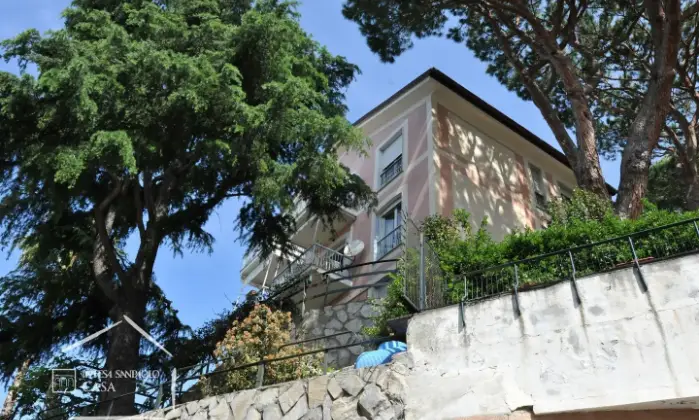 Rexer-BOGLIASCO-BOGLIASCO-Appartamento-con-vista-mare-box-auto-e-cantina-Terrazzo