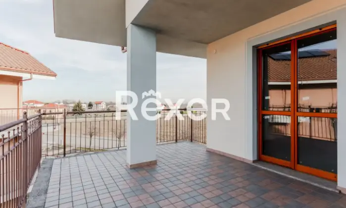 Rexer-CIRIE-Trilocale-ultimo-piano-con-terrazzo-Altro