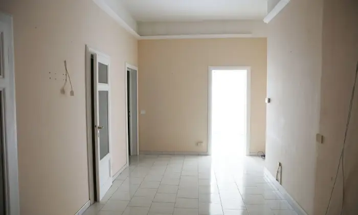 Rexer-Cecina-Prestigioso-appartamento-per-ufficiostudio-in-centro-a-Cecina-LI-Altro