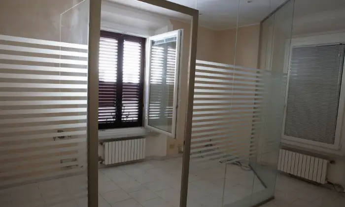 Rexer-Cecina-Prestigioso-appartamento-per-ufficiostudio-in-centro-a-Cecina-LI-Altro