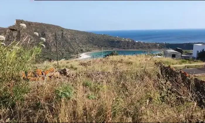 Rexer-Pantelleria-Dammuso-in-vendita-in-contrada-Bugeber-a-Pantelleria-Terrazzo