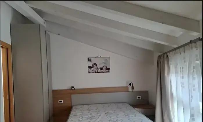 Rexer-Vallelaghi-Appartamento-in-vendita-in-via-Villa-Bassa-a-Vallelaghi-CameraDaLetto