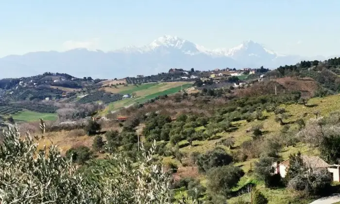 Rexer-Pescara-Casale-in-vendita-in-Strada-Valle-Fuzzina-a-Pescara-Terrazzo