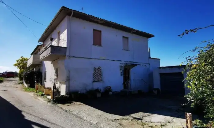 Rexer-Pescara-Casale-in-vendita-in-Strada-Valle-Fuzzina-a-Pescara-Terrazzo