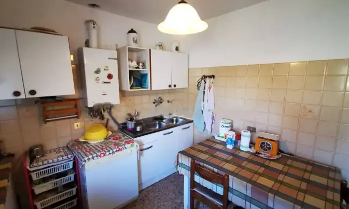 Rexer-Pescara-Casale-in-vendita-in-Strada-Valle-Fuzzina-a-Pescara-Cucina