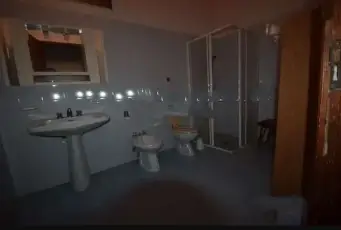 Rexer-Mazara-del-Vallo-Vendesi-appartamento-in-zona-centralissima-a-MAZARA-DEL-VALLO-TP-Bagno