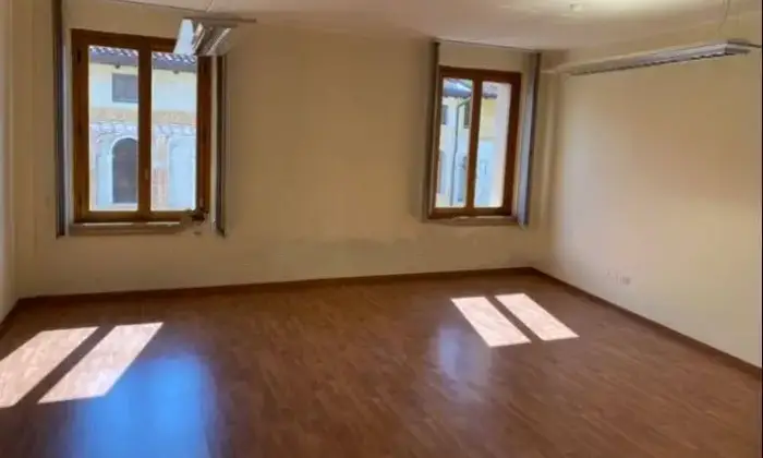 Rexer-Pordenone-Loft-viale-Gorizia-Centro-Storico-Pordenone-Altro