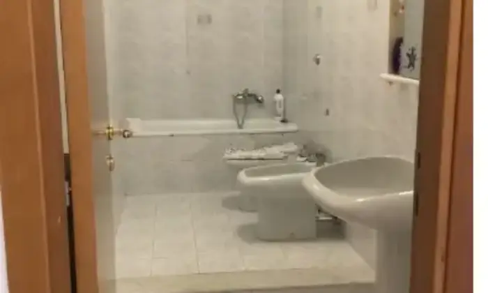 Rexer-Orsogna-Trilocale-in-vendita-in-via-della-Rinascenza-ad-Orsogna-Bagno