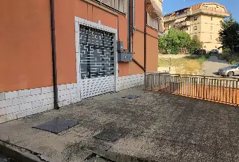 Rexer-Caltanissetta-VENDESI-Locale-MagazzinoLaboratorio-Giardino