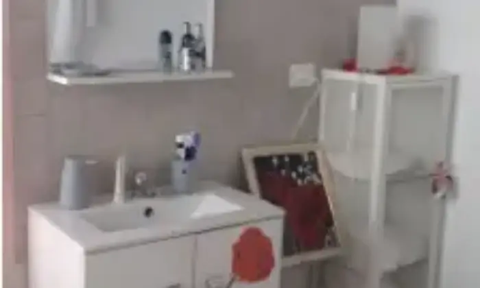 Rexer-Beverino-Trilocale-in-vendita-in-via-Piano-a-Beverino-Bagno