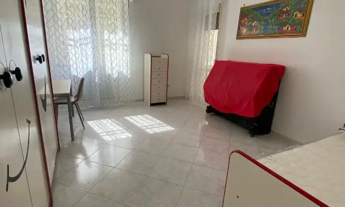 Rexer-Napoli-Affittasi-stanze-a-studentesse-CameraDaLetto