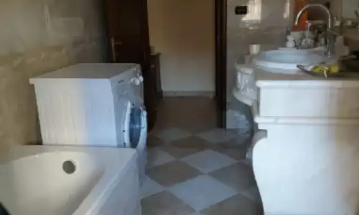 Rexer-Sparanise-Appartamento-in-vendita-in-via-Torretta-a-Sparanise-Bagno