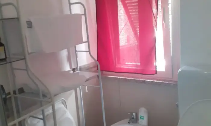 Rexer-Beverino-Intero-stabile-in-vendita-in-via-Piano-a-Beverino-Bagno