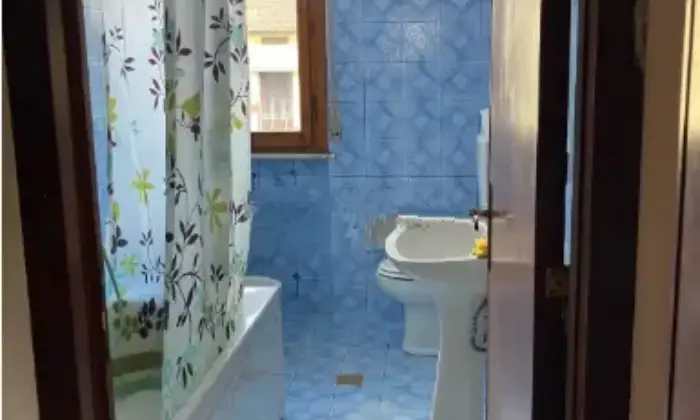 Rexer-Capolona-Appartamento-in-vendita-in-viale-della-Stazione-a-Capolona-Bagno
