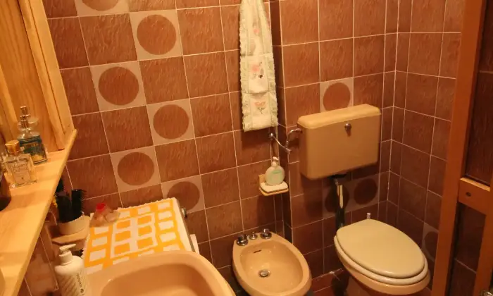 Rexer-Fiumalbo-Quadrilocale-in-vendita-Bagno