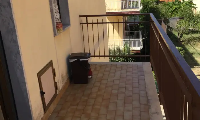 Rexer-Cropani-Appartamento-in-palazzina-da-piani-con-unit-TERRAZZO