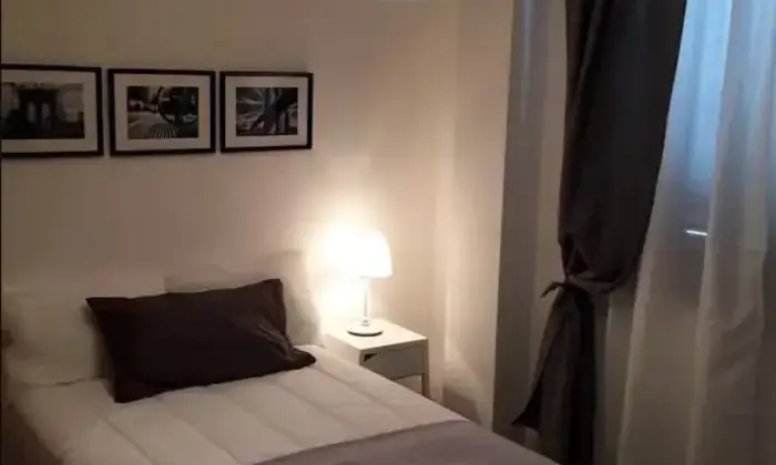 Rexer-Villalba-Appartamento-in-Via-Bari-Guidonia-Montecelio-CameraDaLetto