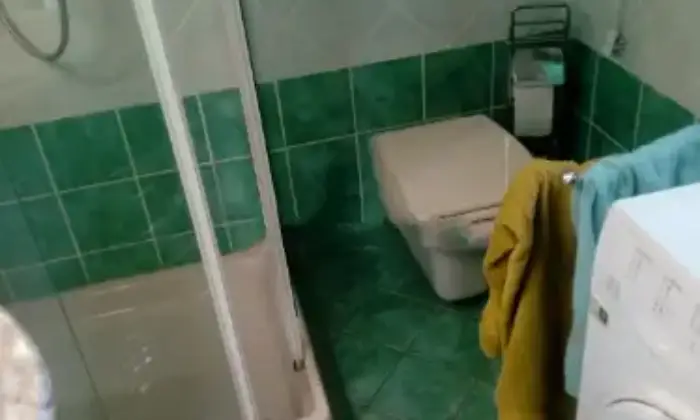 Rexer-San-Teodoro-Villa-in-vendita-in-via-Petrarca-Bagno