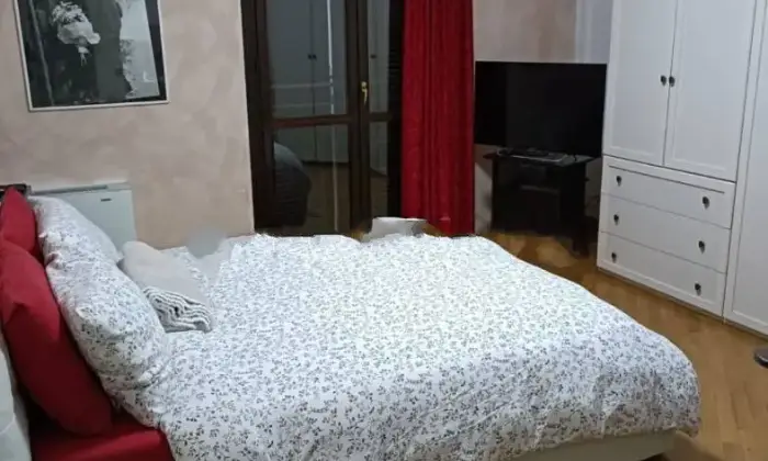 Rexer-Novi-Ligure-Trilocale-via-Paolo-Giacometti-Novi-Ligure-CameraDaLetto