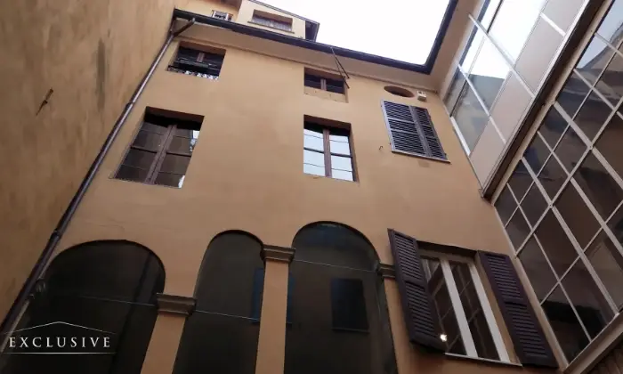 Rexer-MODENA-Palazzo-del-XVI-secolo-nel-centro-storico-di-Modena-Altro
