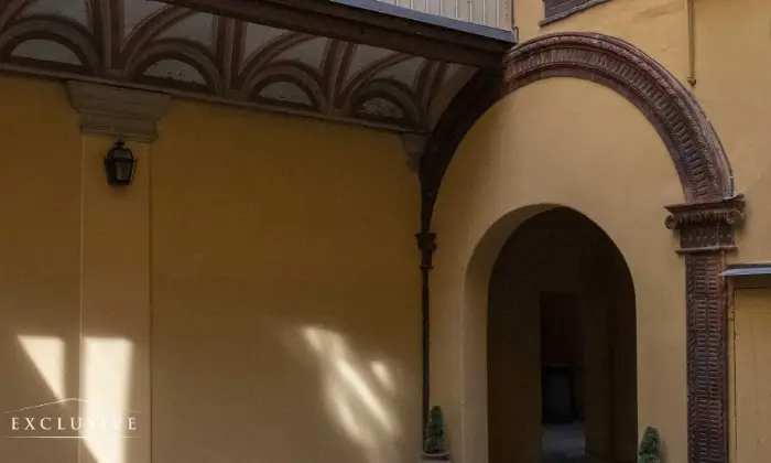 Rexer-MODENA-Palazzo-del-XVI-secolo-nel-centro-storico-di-Modena-Altro