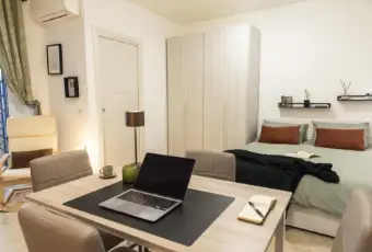 Rexer-Ciampino-STUDIO-APARTMENT-con-ZONA-LIVING-e-GIARDINO-PRIVATO-CameraDaLetto