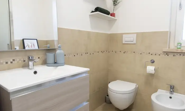 Rexer-Ciampino-STUDIO-APARTMENT-con-ZONA-LIVING-e-GIARDINO-PRIVATO-Bagno
