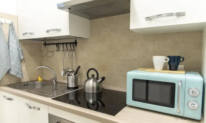 Rexer-Ciampino-STUDIO-APARTMENT-con-ZONA-LIVING-e-GIARDINO-PRIVATO-Cucina