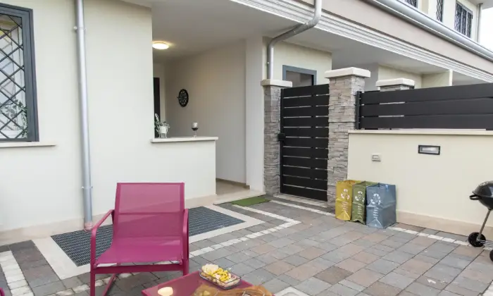 Rexer-Ciampino-STUDIO-APARTMENT-con-ZONA-LIVING-e-GIARDINO-PRIVATO-Altro