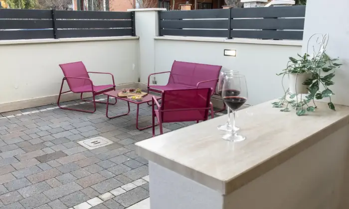 Rexer-Ciampino-STUDIO-APARTMENT-con-ZONA-LIVING-e-GIARDINO-PRIVATO-Giardino