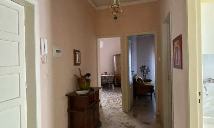 Rexer-Valguarnera-Caropepe-Vendesi-appartamento-in-centro-Altro