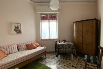 Rexer-Valguarnera-Caropepe-Vendesi-appartamento-in-centro-CameraDaLetto