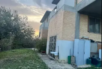 Rexer-Pianella-Vendesi-Villa-Pianella-Giardino