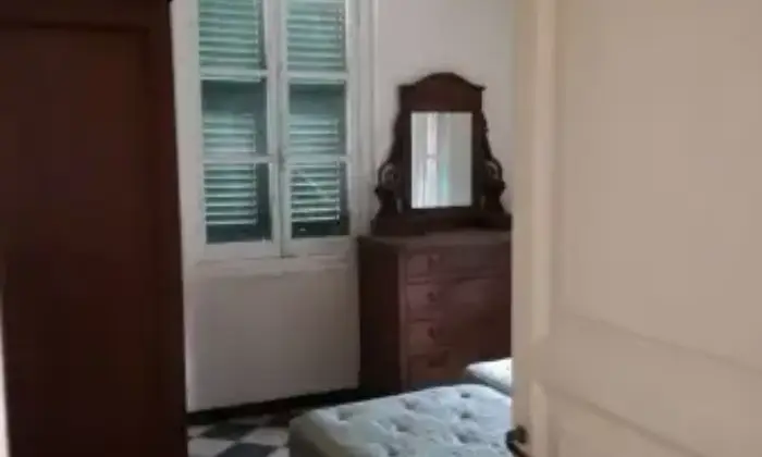 Rexer-Montoggio-Appartamento-in-contesto-bi-familiare-al-primo-piano-con-solaio-CameraDaLetto