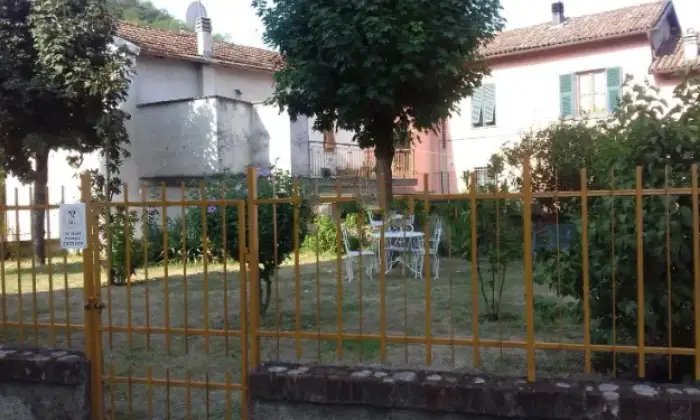 Rexer-Stazzano-Quadrilocale-in-vendita-in-via-Umberto-I-Stazzano-Terrazzo