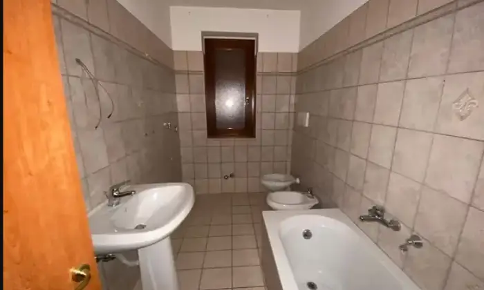 Rexer-Sirignano-Appartamento-in-Via-Michelangelo-Sirignano-Bagno