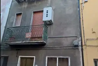 Rexer-Senise-Vendesi-immobile-situato-su-tre-livelli-TERRAZZO