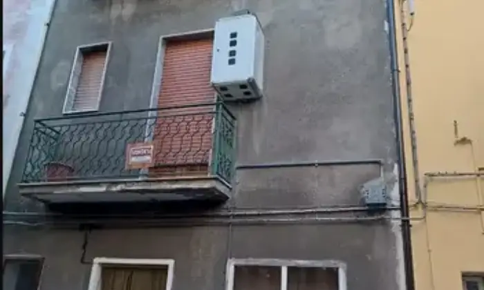 Rexer-Senise-Vendesi-immobile-situato-su-tre-livelli-TERRAZZO