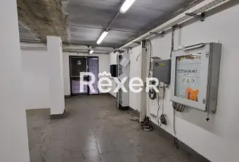 Rexer-CORNAREDO-Ex-filiale-bancaria-con-archivio-e-box-doppio-al-piano-interrato-Altro