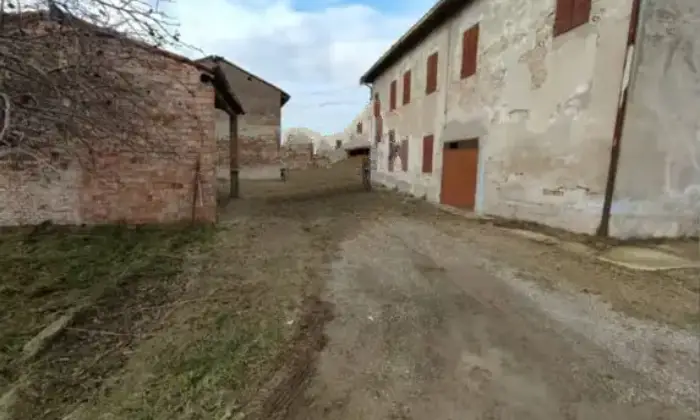Rexer-Brescello-Rustico-in-vendita-da-ristrutturare-BRESCELLO-RE-Giardino