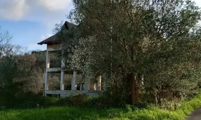 Rexer-Albanella-Rustico-in-costruzione-con-ampio-terreno-panoramico-Altro