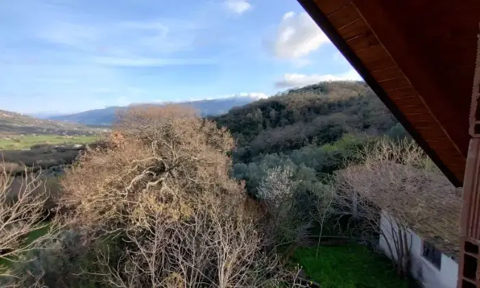 Rexer-Albanella-Rustico-in-costruzione-con-ampio-terreno-panoramico-Terrazzo