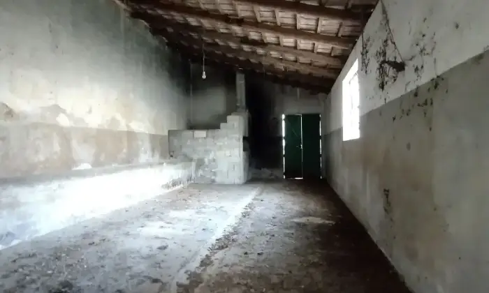 Rexer-Albanella-Rustico-in-costruzione-con-ampio-terreno-panoramico-Altro