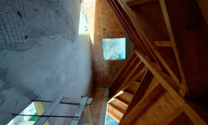 Rexer-Albanella-Rustico-in-costruzione-con-ampio-terreno-panoramico-Altro