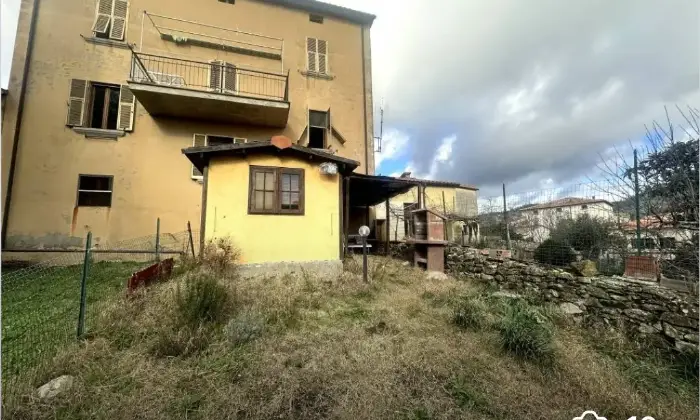 Rexer-Roccastrada-Appartamento-Roccatederighi-Giardino