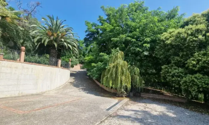 Rexer-Vasto-VILLA-VISTA-MARE-CON-GIARDINO-Terrazzo