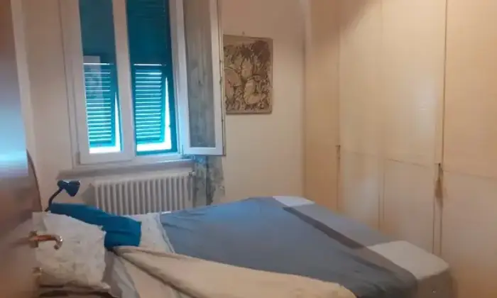Rexer-La-Spezia-Appartamento-in-vendita-a-zona-Pitelli-LA-SPEZIA-SP-CameraDaLetto
