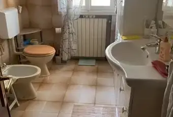 Rexer-Berra-Vendesi-Villa-a-RIVA-DEL-PO-Bagno